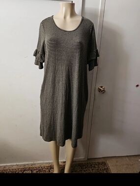 DownEast Striped Ruffle Sleeve Midi Dress - Black & Cream